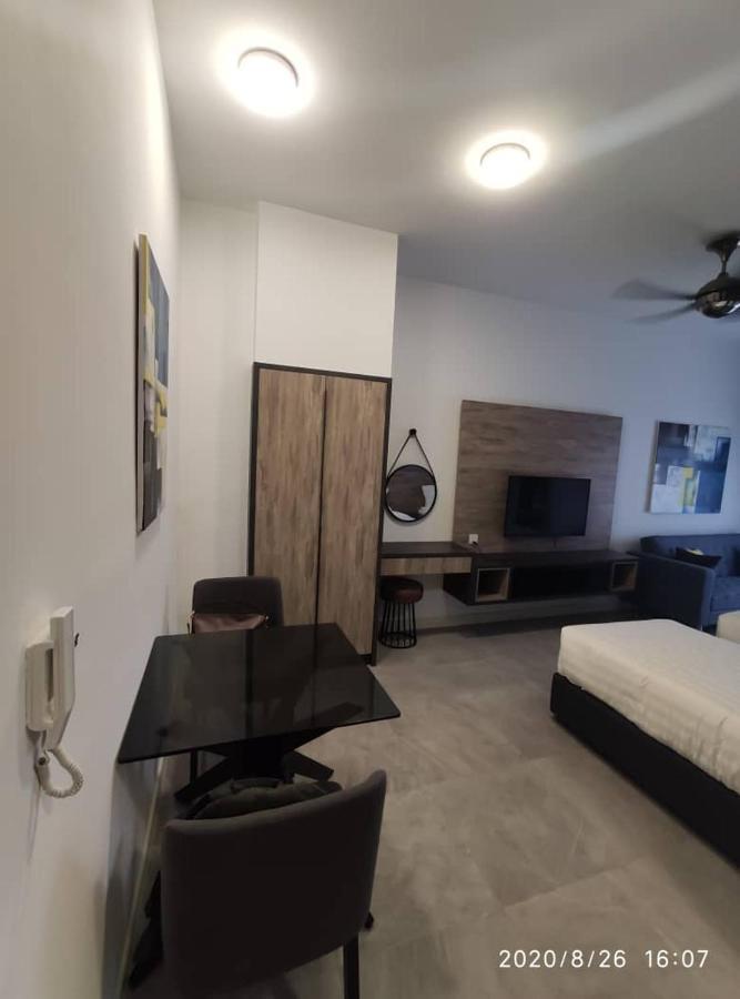 Homestay Shah Rizki At Imperio With Swimming Pool Muslim Friendly Malakka Dış mekan fotoğraf